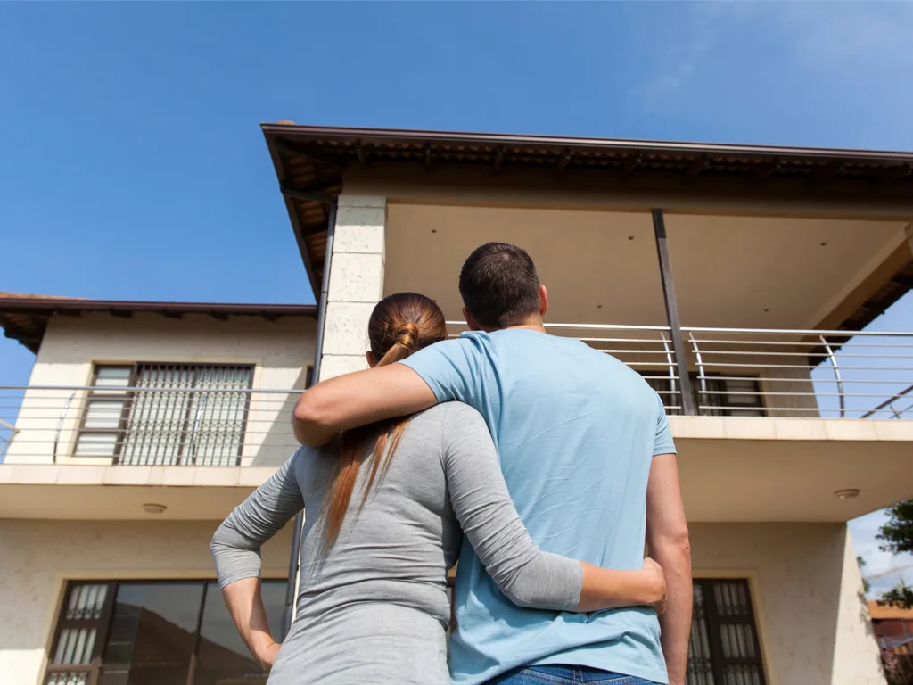 What Is the Best Time of Year to Buy a Home?
