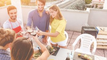 Tips for Throwing Memorable and Budget-Friendly Gatherings in Your Home